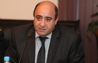 Buludxan Xəlilov: “… onlar dili tətbiq edərkən ayrı-ayrı mütəxəssislərlə hesablaşacaqlar”