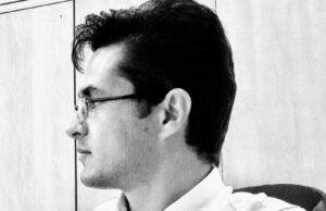 Hər şeydə bir sən varsan – Şeirlər