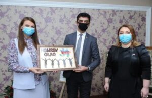 Mədəniyyət Komitəsinin sədri DGTYB başqanı, şair İntiqam Yaşarla görüşüb