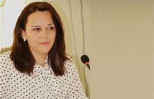 Vətən sevgisi elə dil sevgisindən başlayır! – Aygün Yaşar yazır