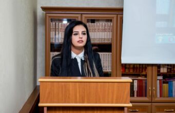 İlqar Fəhmi və postmodernizm – NARGİS yazır..