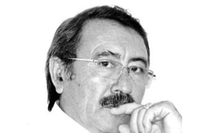 Eşq əhlinə yer dayazdı, göy dərin – Şeirlər