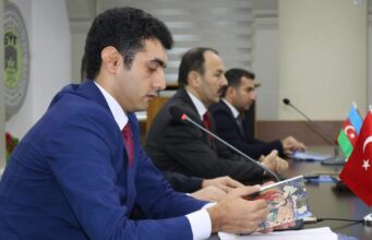 “Nizami Gəncəvi irsi və gənclik” kitabının təqdimatı keçirilib