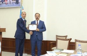 Azərbaycanlı şair Özbəkistan Yazıçılar İttifaqının fəxri üzvü oldu