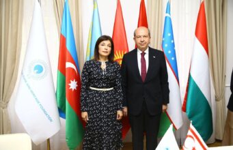 Ersin Tatar Beynəlxalq Türk Mədəniyyəti və İrsi Fondunu ziyarət edib
