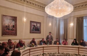 Özbəkistanın tanınmış şairi Xasiyyət Rüstəmin kitabları təqdim olunub