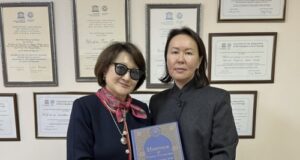 Türk Mədəniyyəti və İrsi Fondunun prezidenti YUNESKO üzrə Qırğız Respublikası Milli Komissiyasının baş katibi ilə görüşüb