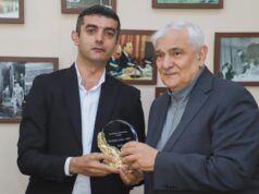 İntiqam Yaşara “Ədəbiyyat adamı” mükafatı verilib