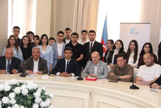 “Ədəbi irsimiz, ədəbi gəncliyimiz” layihəsindən daha bir görüş Sumqayıtda keçirilib